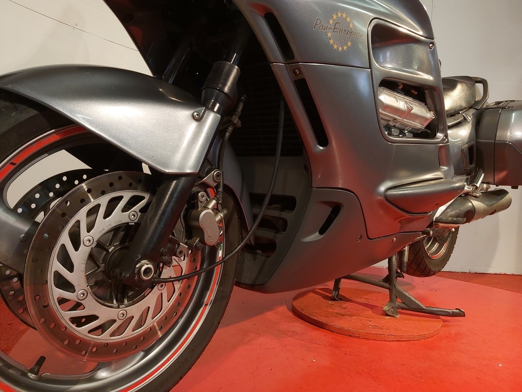 HONDA ST 1100 PAN EUROPEAN
