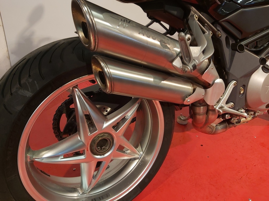MV AGUSTA BRUTALE 750 S