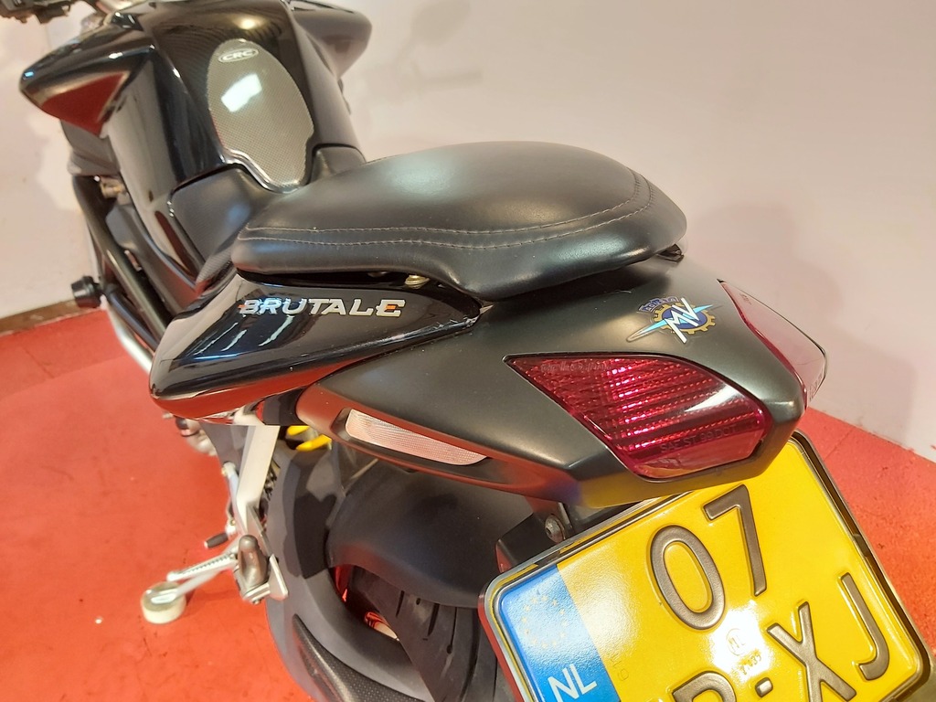 MV AGUSTA BRUTALE 750 S