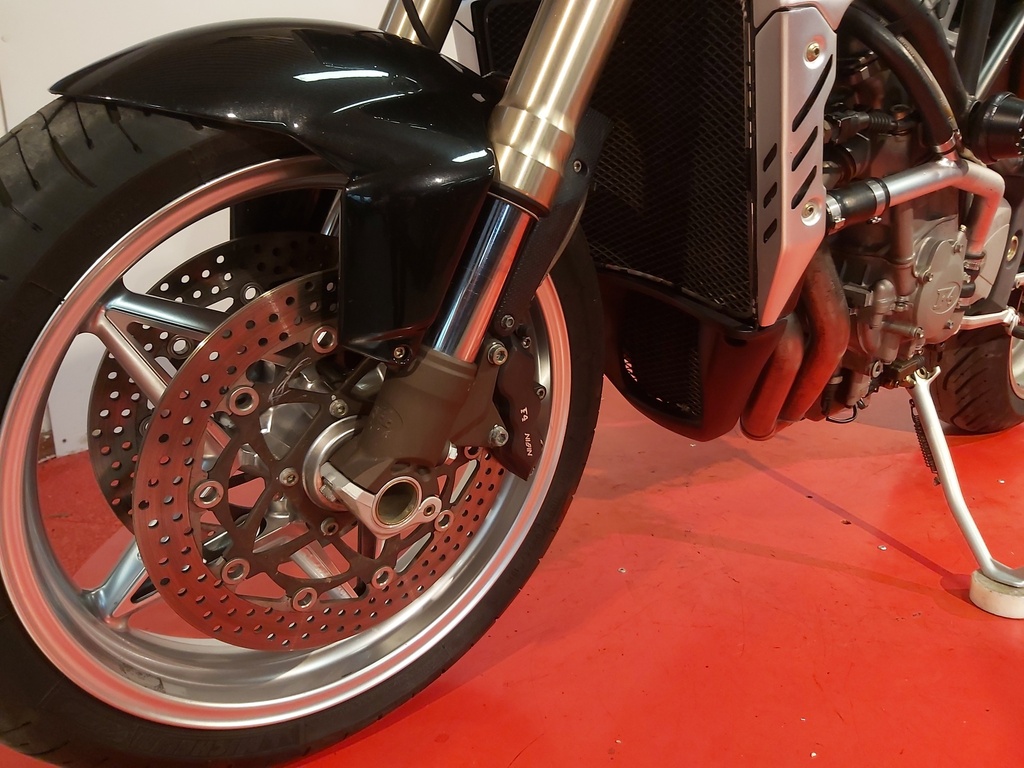 MV AGUSTA BRUTALE 750 S