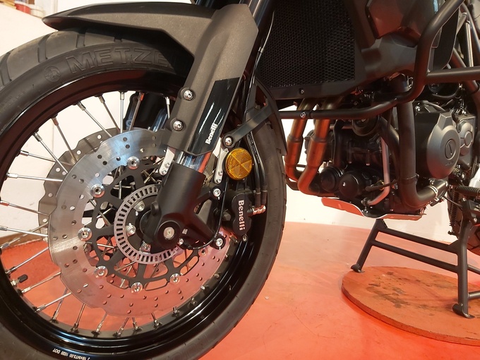 BENELLI TRK 502 X