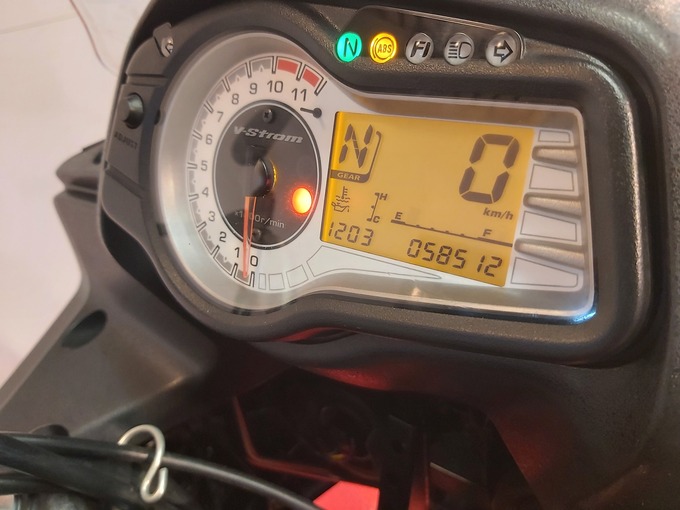 SUZUKI V-STROM DL 650 ABS