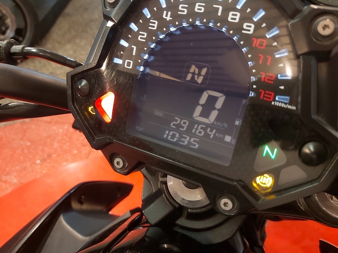 KAWASAKI Z650 ABS