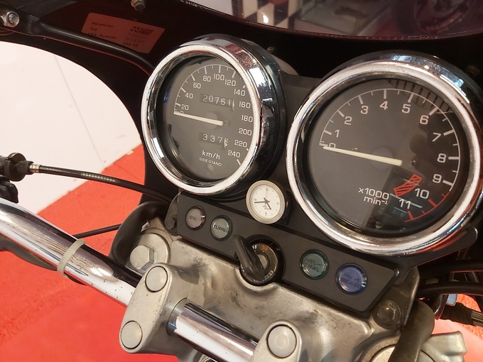 HONDA CB 750 F2 SEVEN FIFTY