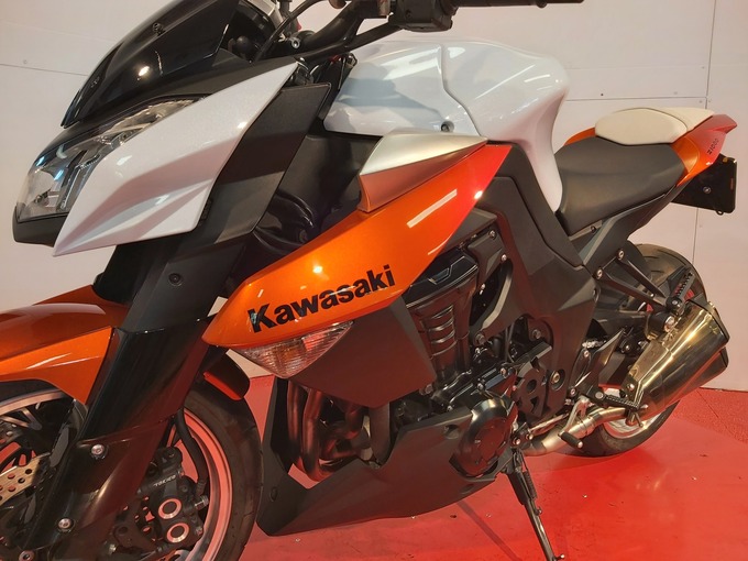 KAWASAKI Z1000