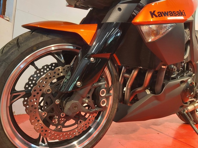KAWASAKI Z1000