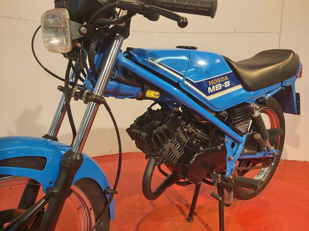 HONDA MB-8